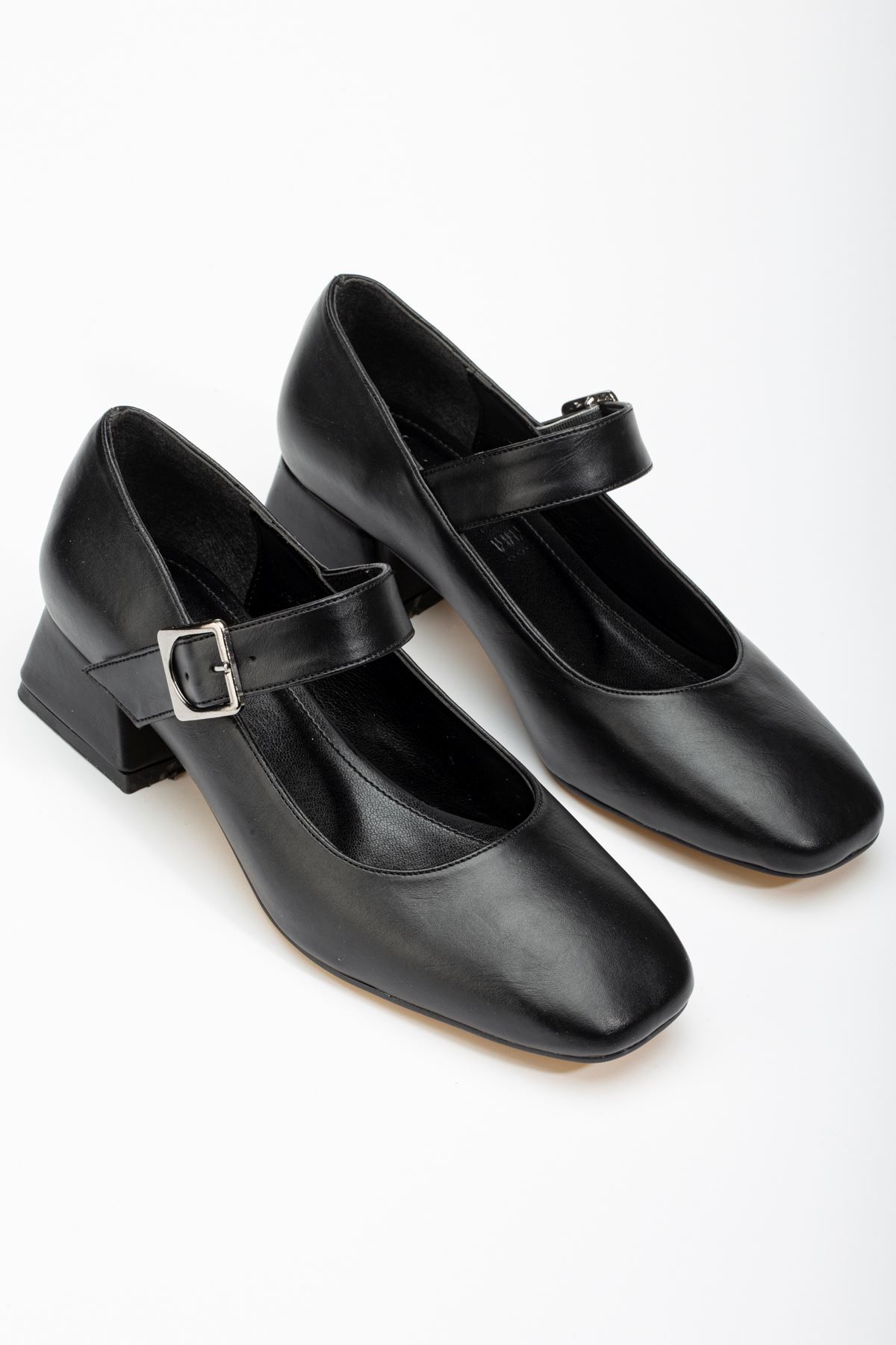 ST-006 Siyah Günlük 4 cm Topuklu Bayan Ayakkabı