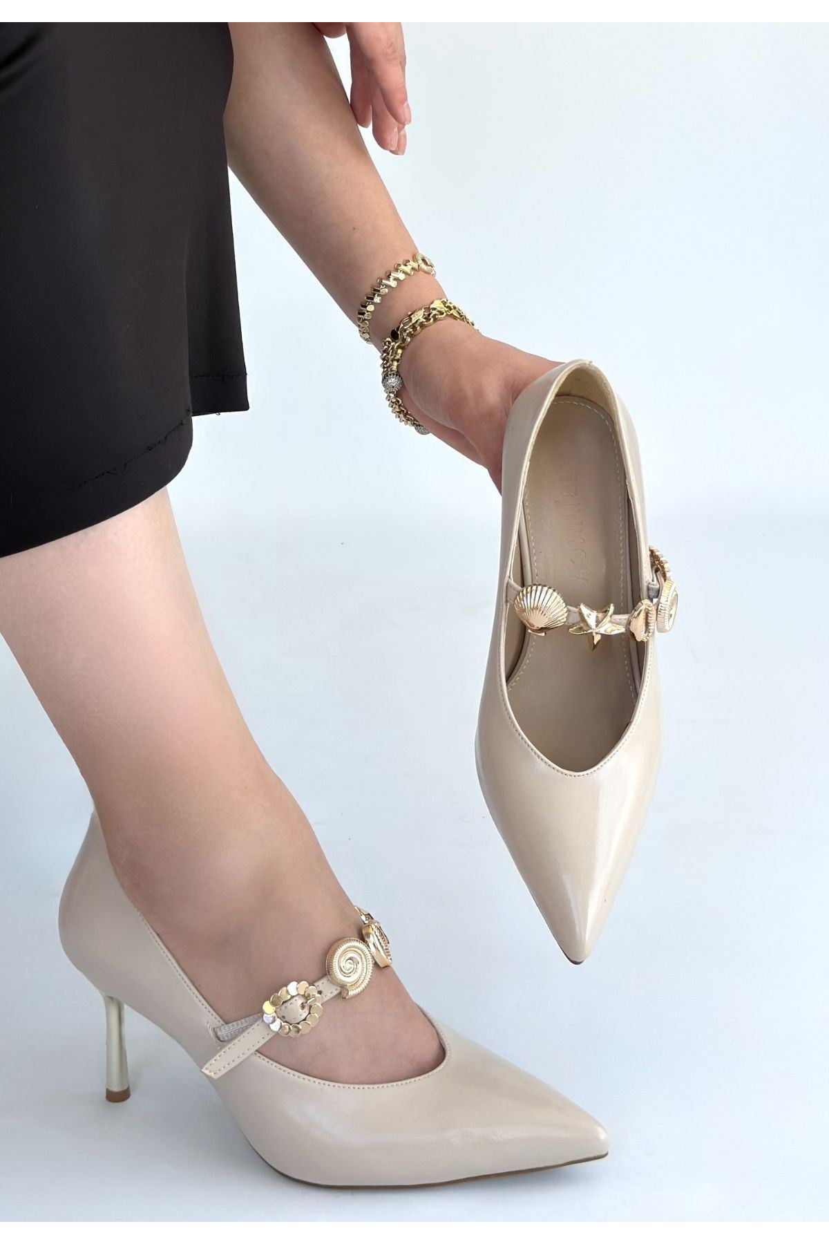 Conne Bej Cilt Stiletto Ayakkabı