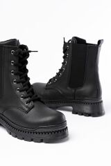 2051-298 Siyah Luna Düz Topuklu Bağcıklı Lastikli Günlük Kadın Bot