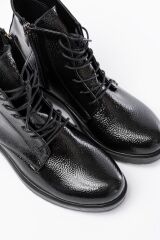 165-225 Siyah Rugan Bağcıklı Fermuarlı Günlük Kadın Bot