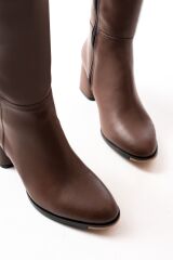 RS-2432 Kahverengi Topuklu Fermuarlı Günlük Kadın Çizme