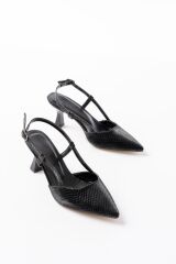 725 Siyah Pul Desenli Sivri Burunlu  Topuklu Kadın Ayakkabı