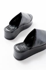 861-1011 Siyah Cam Kırığı Geniş Bantlı Dolgu Kadın Terlik