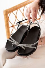 1001-1101 Siyah Gümüş Taşlı Günlük Kadın Sandalet