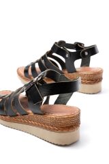 731-204 Siyah Hakiki Deri Dolgu Topuklu Günlük Kadın Sandalet