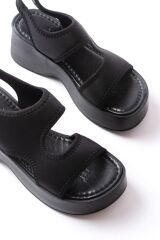 24414-573 Siyah Dalgıç Günlük Dolgu Topuk Kadın Sandalet