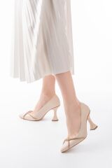 K-10 Bej Günlük Sarmal Taşlı Topuklu Kadın Ayakkabı