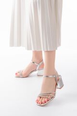 S-889  Gümüş 3 Bantlı Topuklu Kadın Ayakkabı