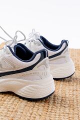 F-329 Beyaz Günlük Bağcıklı Lacivert Desenli Yazlık Spor Ayakkabı