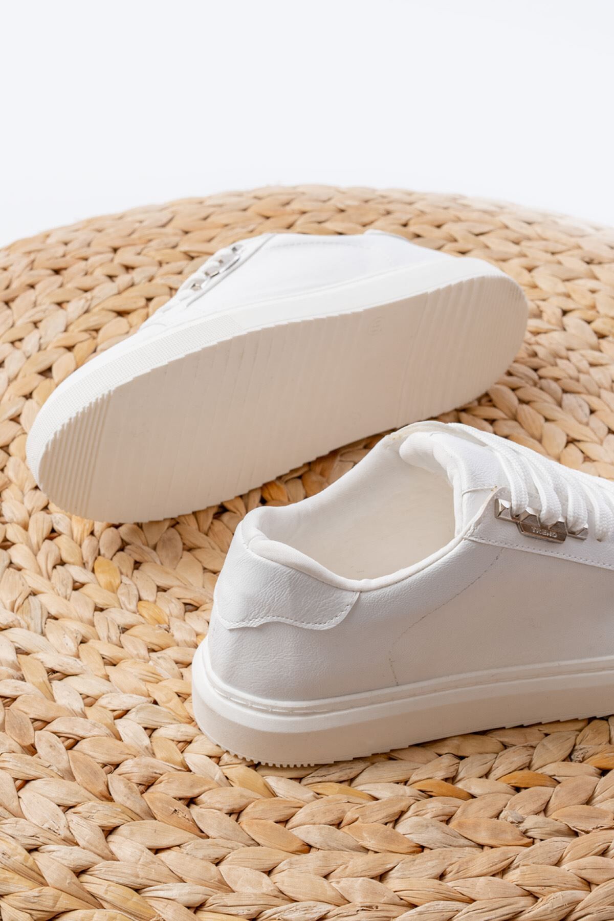 P-910 Beyaz Bağcıklı Taban Dikişli Günlük Kadın Spor