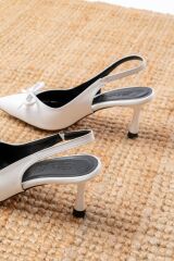 İNF-4500 Beyaz Rugan Günlük Arkası Açık Fiyonklu Topuklu Bayan Ayakkabı