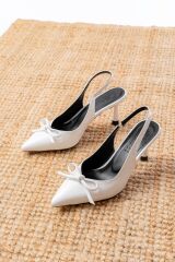 İNF-4500 Beyaz Rugan Günlük Arkası Açık Fiyonklu Topuklu Bayan Ayakkabı