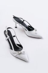 İNF-2300 Beyaz Rugan Günlük Arkası Açık Fiyonklu Topuklu Bayan Ayakkabı