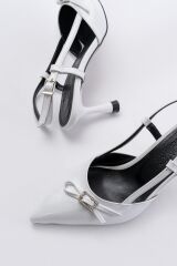 İNF-2300 Beyaz Rugan Günlük Arkası Açık Fiyonklu Topuklu Bayan Ayakkabı