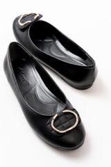 İNF-325 Siyah Tokalı Aksesuarlı Günlük Kadın Babet