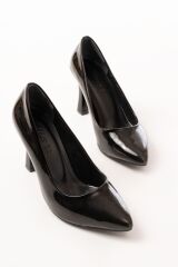 ST-001 Siyah Rugan Günlük 9 cm Topuklu Bayan Stiletto Ayakkabı
