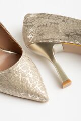 K-114 Gold Ağaç Kabuğu Desenli Sivri Burunlu  Topuklu Kadın Ayakkabı