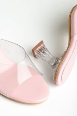 S-619 Pembe Rugan Şeffaf Bantlı Şeffaf Topuklu Yuvarlak Burunlu Kadın Terlik