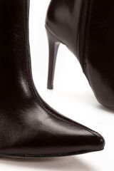 S-2007 Kahve Kırışık Fermuarlı Günlük Bayan Çizme