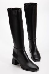 4804 Siyah Cilt Fermuarlı Günlük Bayan Çizme